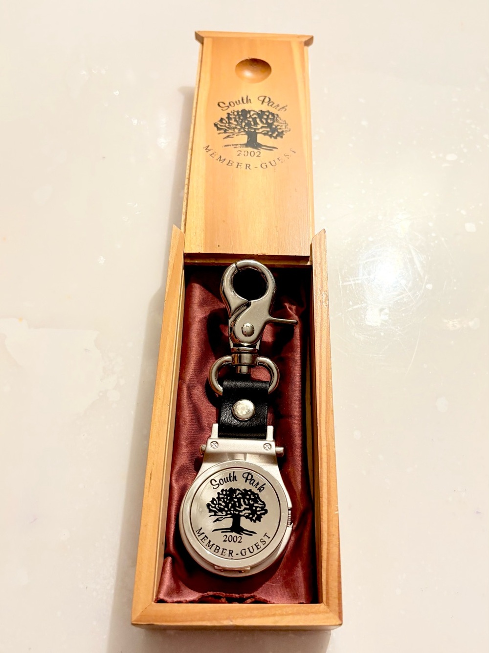 2002 Member-Guest Golf Quartz Pocket Watch Silver Hunter Case Arabic Dial